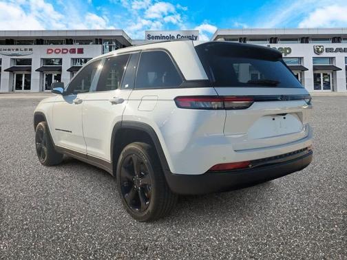 2025 Jeep Grand Cherokee Altitude
