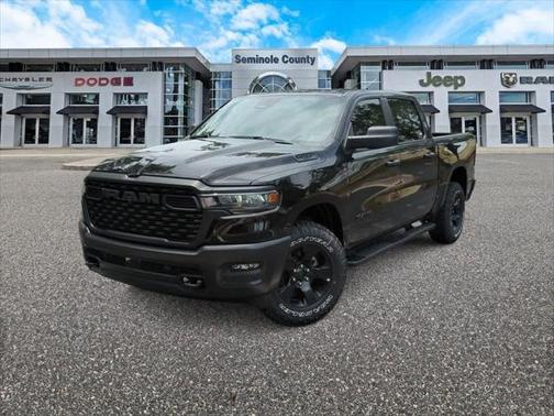 2025 RAM 1500 Warlock Crew Cab 4x4 5'7' Box