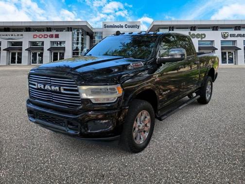 2019 RAM 2500 Laramie Crew Cab 4x4 6'4' Box