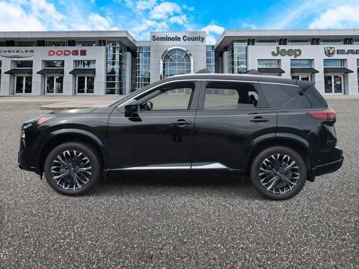 2025 Nissan Rogue Platinum