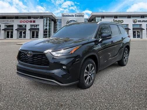 2022 Toyota Highlander XLE