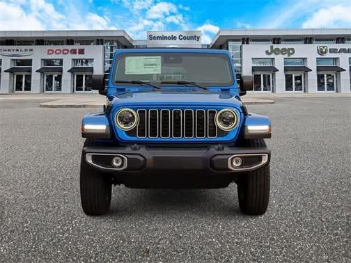 2025 Jeep Wrangler 4-Door Sahara 4x4