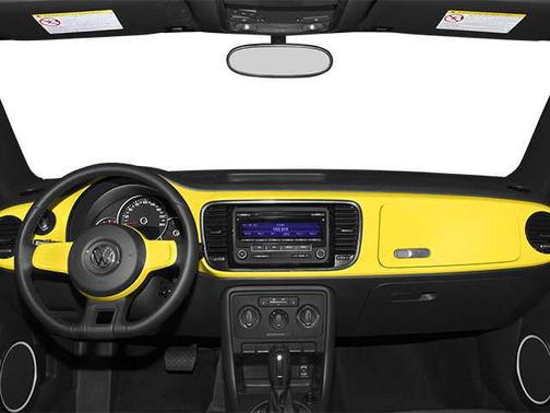 2013 Volkswagen Beetle 2.5L Fender Edition