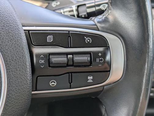 2022 Kia K5 EX