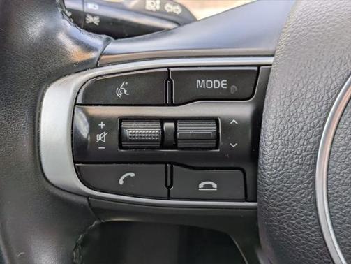 2022 Kia K5 EX