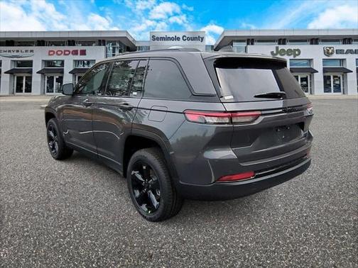 2025 Jeep Grand Cherokee Altitude