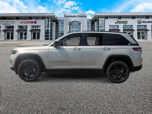 2025 Jeep Grand Cherokee Limited X