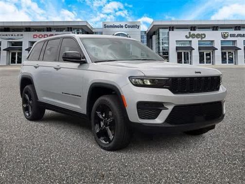 2025 Jeep Grand Cherokee Altitude