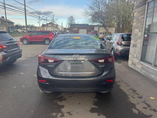 2015 Mazda Mazda3 i Touring