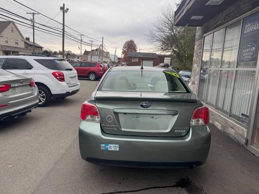 2015 Subaru Impreza 2.0i