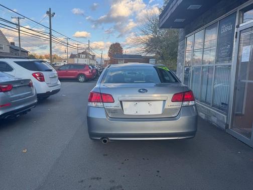 2011 Subaru Legacy Premium