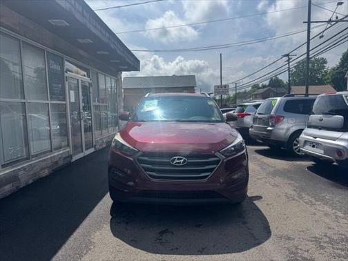 2016 Hyundai TUCSON SE