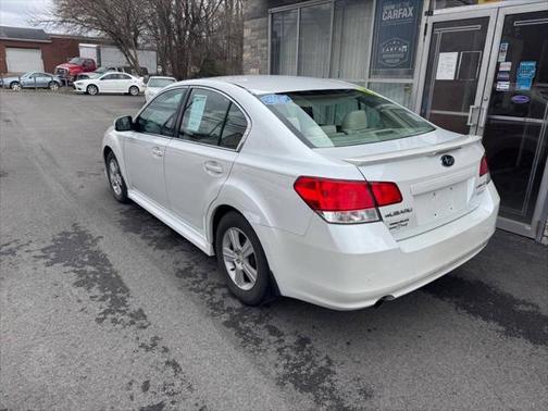 2010 Subaru Legacy Premium