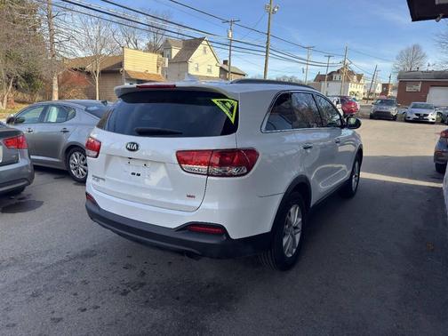2016 Kia Sorento LX