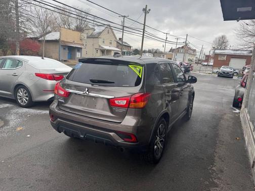 2018 Mitsubishi Outlander Sport 2.0 ES