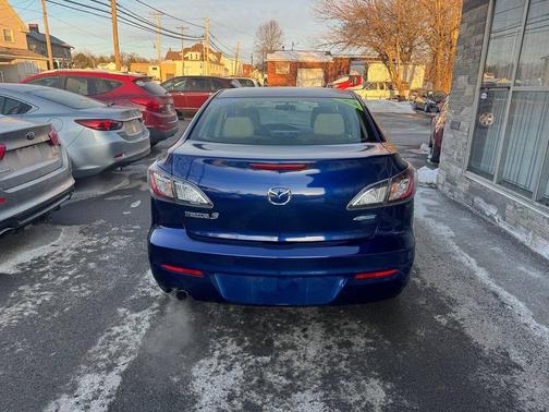 2013 Mazda Mazda3 i Touring