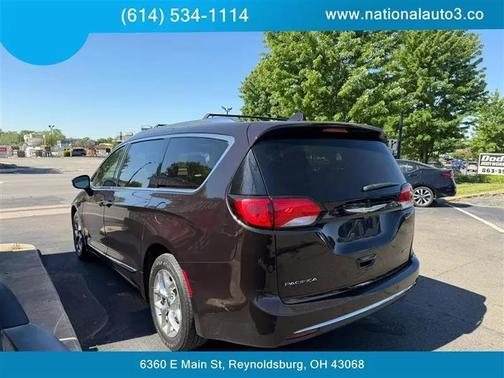 Brown 2017 Chrysler Pacifica Limited
