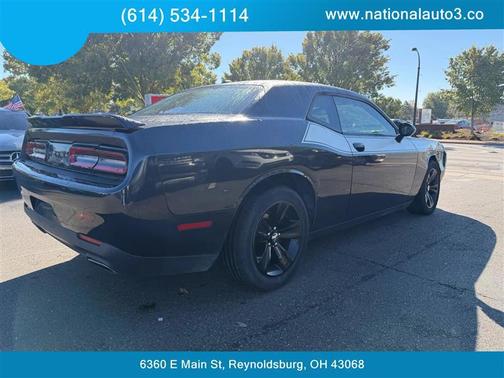 2017 Dodge Challenger SXT