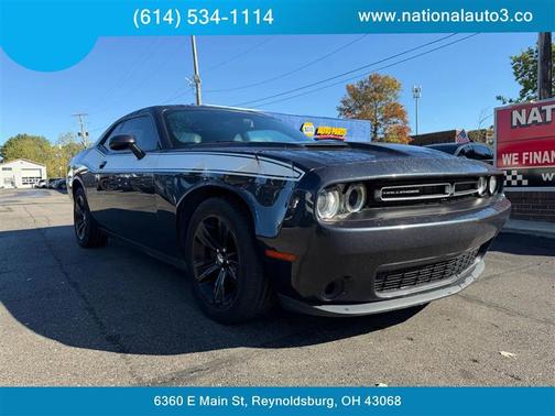 2017 Dodge Challenger SXT