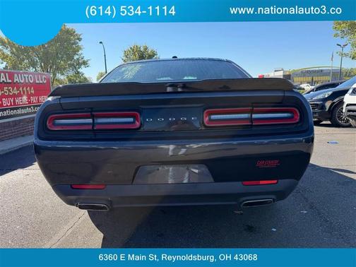 2017 Dodge Challenger SXT