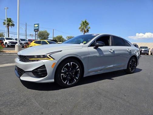 2023 Kia K5 GT-Line
