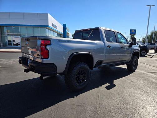 2026 Chevrolet Silverado 2500 ZR2