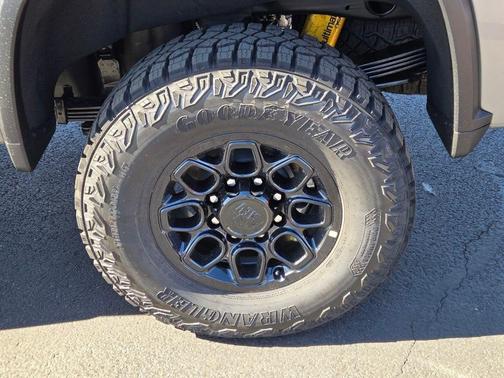 2026 Chevrolet Silverado 2500 ZR2