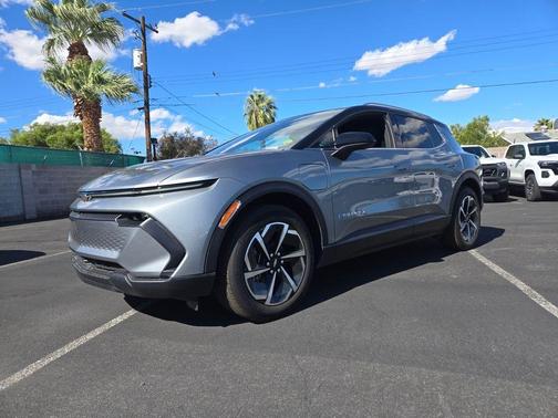 2026 Chevrolet Equinox EV LT 2