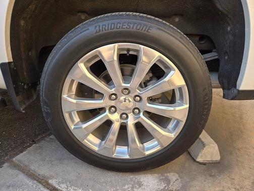 2020 Chevrolet Silverado 1500 High Country