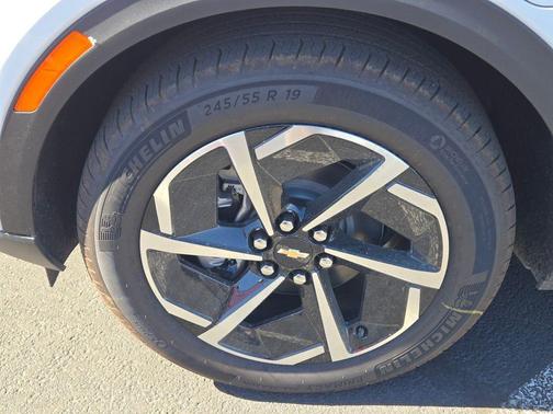 2026 Chevrolet Equinox EV LT 2