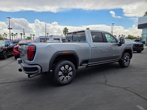 2025 GMC Sierra 2500 Denali