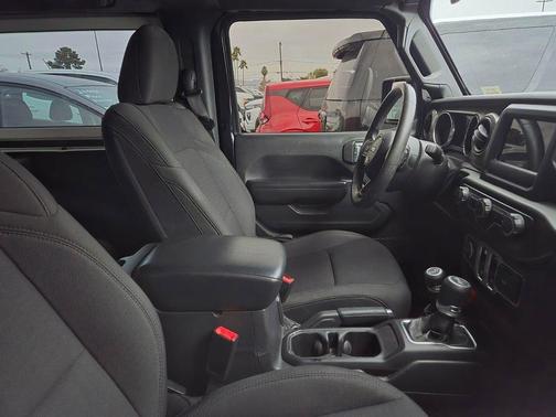 2020 Jeep Wrangler Sport