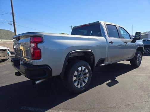 2026 Chevrolet Silverado 2500 Custom