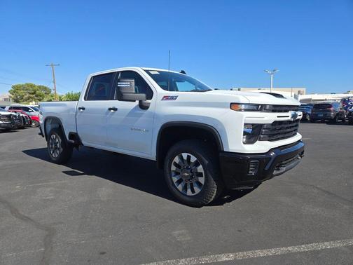 2026 Chevrolet Silverado 2500 Custom