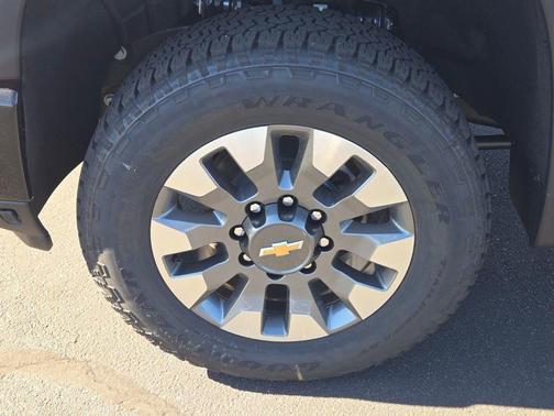 2026 Chevrolet Silverado 2500 Custom