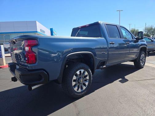 2026 Chevrolet Silverado 2500 Custom