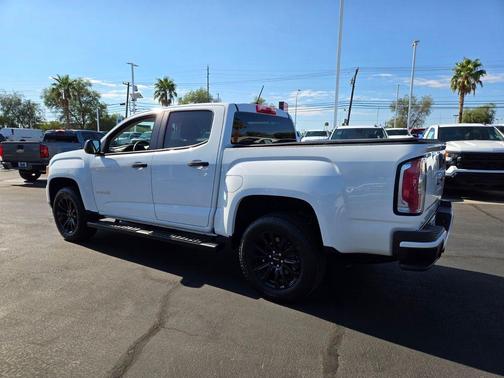 2022 GMC Canyon Elevation Standard
