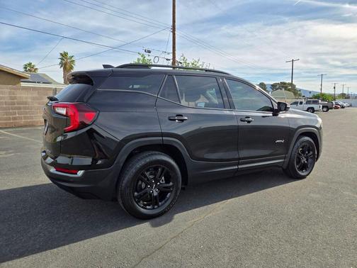 Ebony Twilight Metallic 2023 GMC Terrain AT4