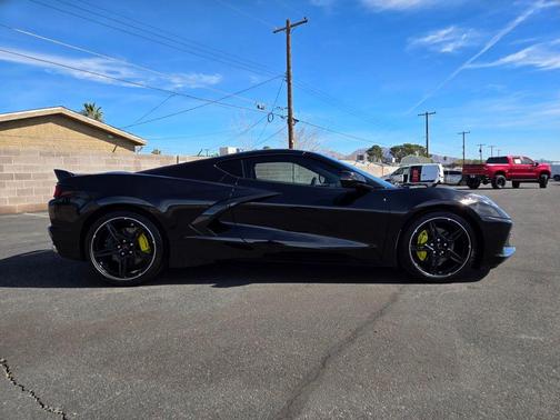2023 Chevrolet Corvette Stingray w/1LT