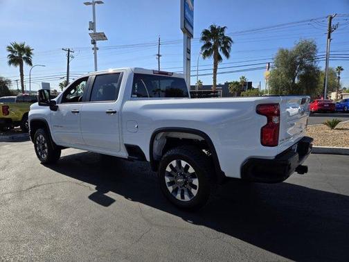 2024 Chevrolet Silverado 2500 Custom