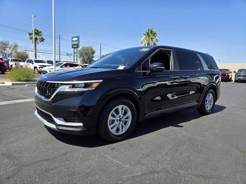 2022 Kia Carnival LXS
