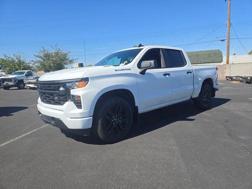 2025 Chevrolet Silverado 1500 Custom