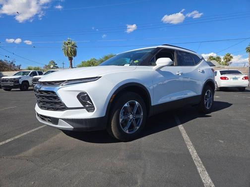 2025 Chevrolet Blazer LT