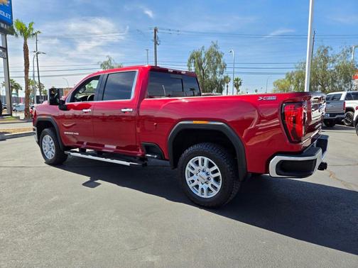 Cayenne Red 2023 GMC Sierra 2500 SLT