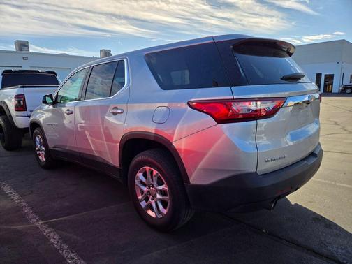 2020 Chevrolet Traverse LS