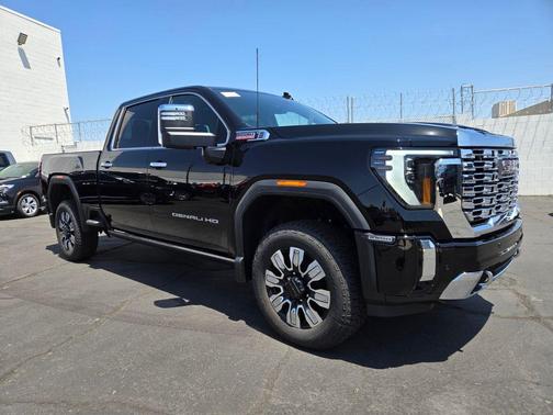 2025 GMC Sierra 2500 Denali