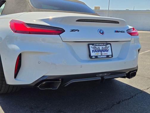 Alpine White 2026 BMW Z4 M40i