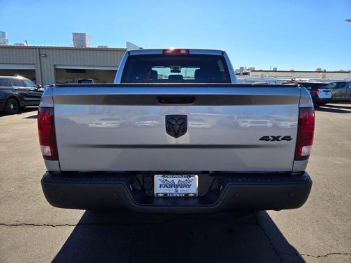 2024 RAM 1500 Classic SLT