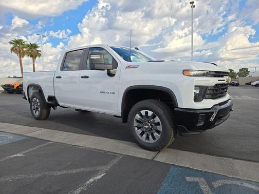 2025 Chevrolet Silverado 2500 Custom