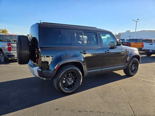 2025 Land Rover Defender P300